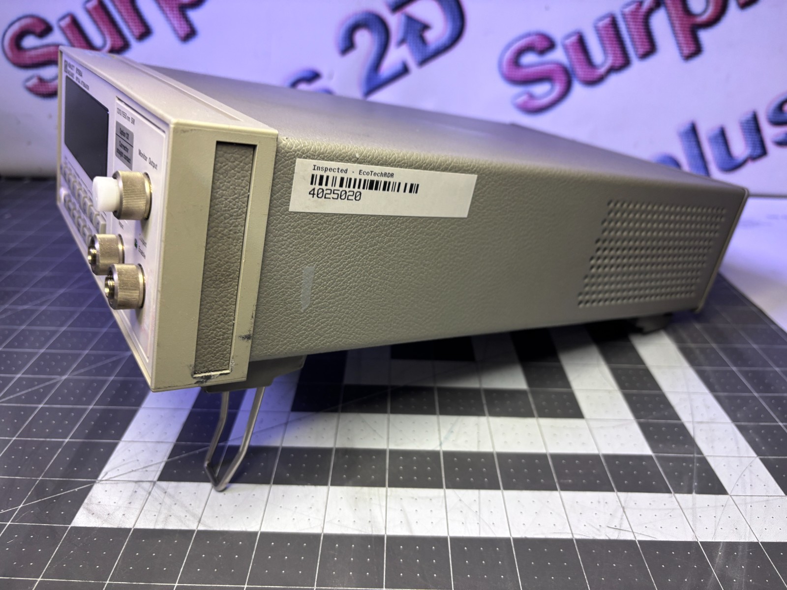 Hewlett Packard 8156A Optical Attenuator with option 0121.