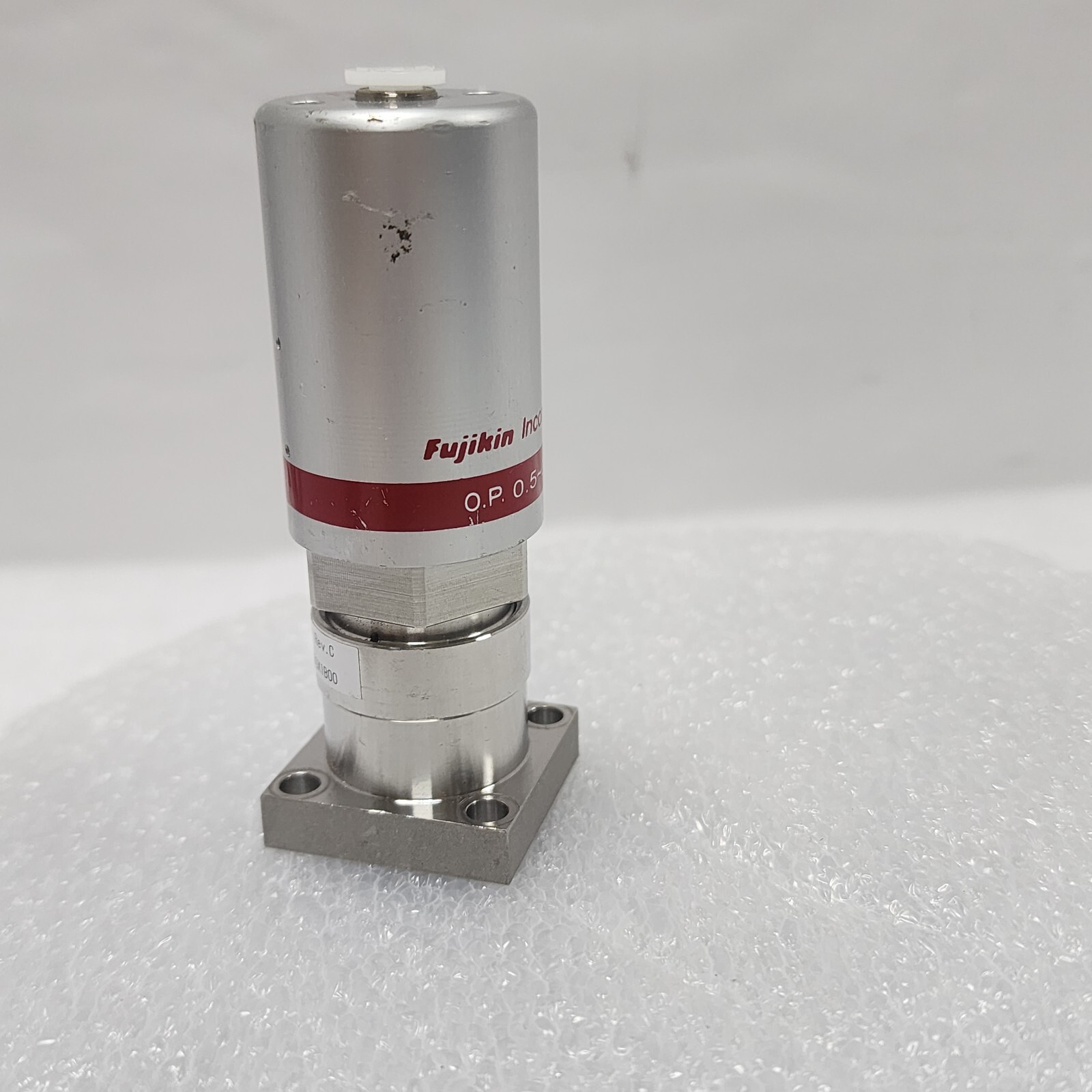 Fujikin 0.P. 0.5-0.6 MPa, Lam 766-197842-310 Rev C Type N.C. Valve, Jp,_96971