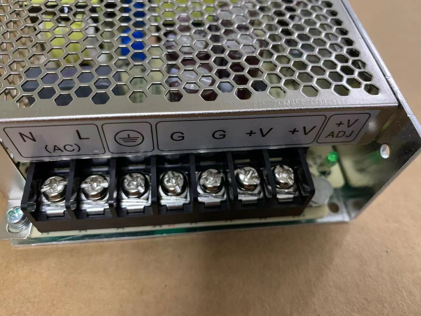 1PC POWERLD GZM-U60S12 AC100-240V 1.5A 50/60HZ switching power supply