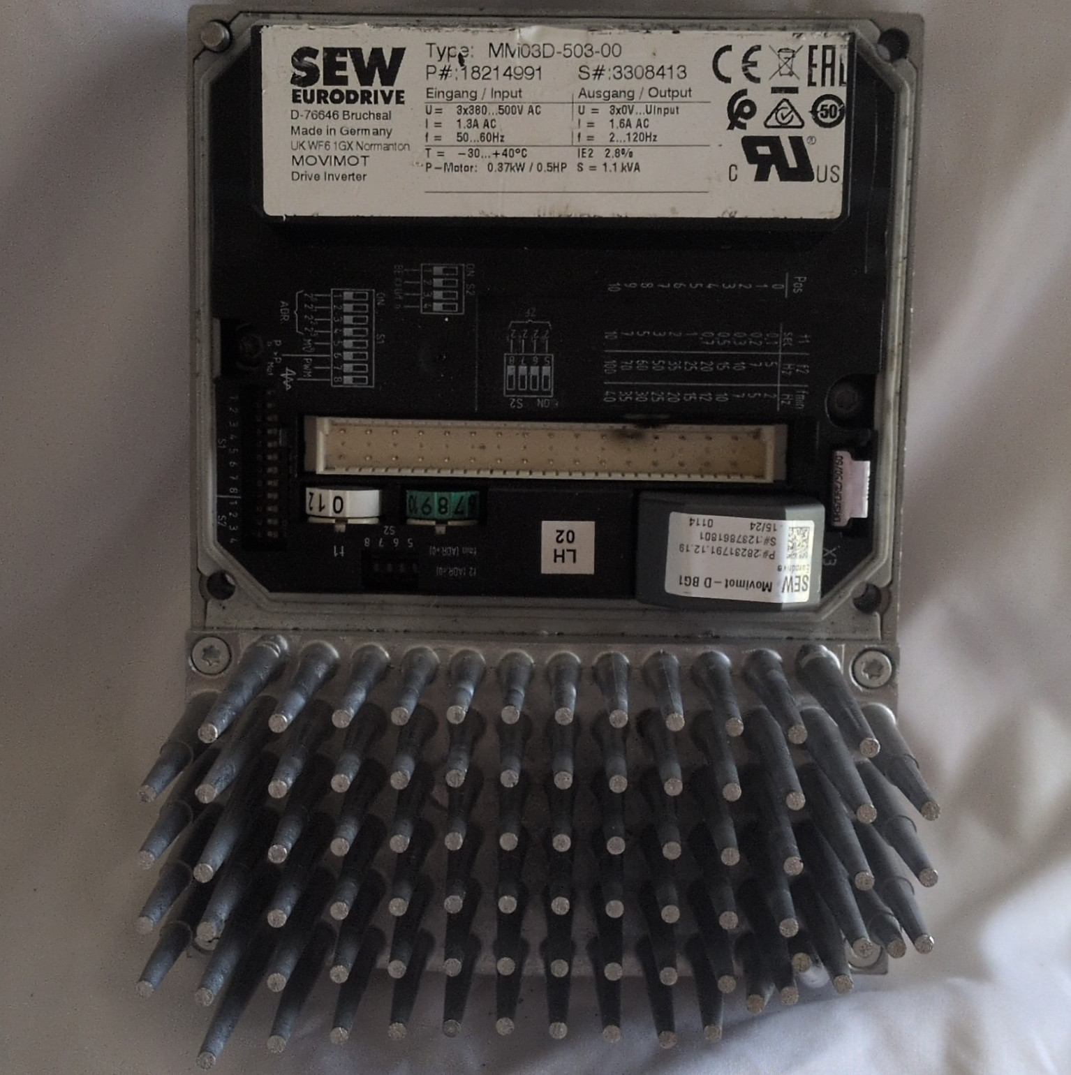 SEW EURODRIVE MOVIMOT Drive Inverter MM03D-503-00 380-500V 3-Phase 0.5HP