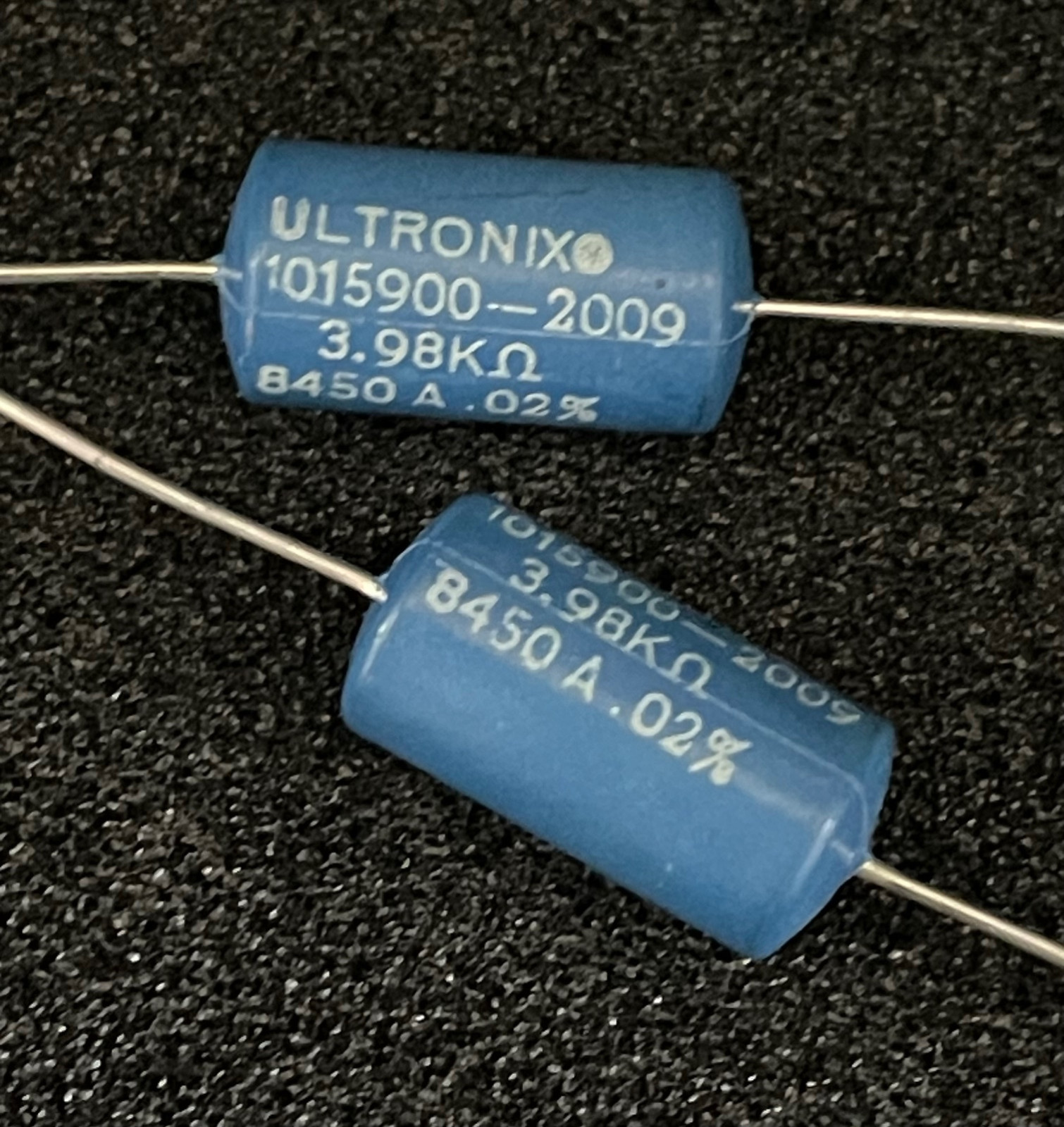 1pc ULTRONIX® 1015900-2009 3.98KΩ 0.02 % Ultra Precision Resistor ** NOS
