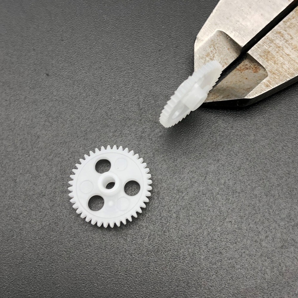 1Pc 0.3M Plastic Gear 0.3 Modulus 40 Teeth Bore Aperture 1.9MM 2MM 2A 40T H3.6MM