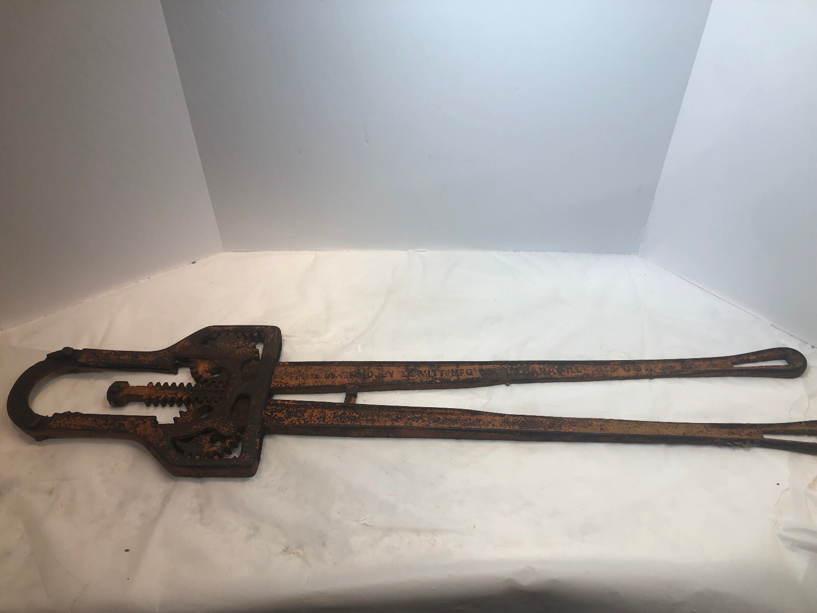 Vintage Leavitts Dehorning Clippers Bull Horn Cutter Cattle Dehorner Cast Iron