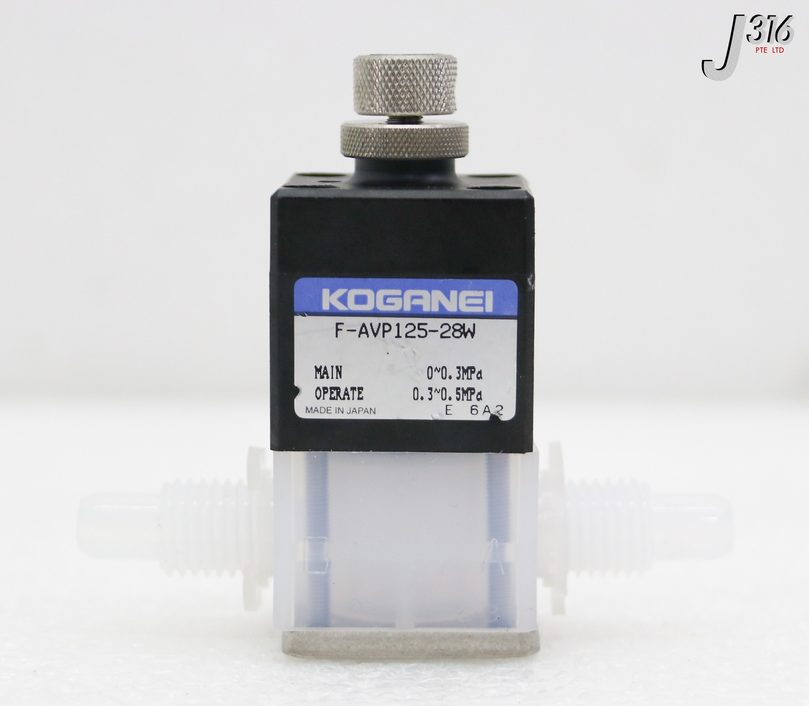 37933 KOGANEI PNEUMATIC VALVE 0~0.3MPA F-AVP125-28W