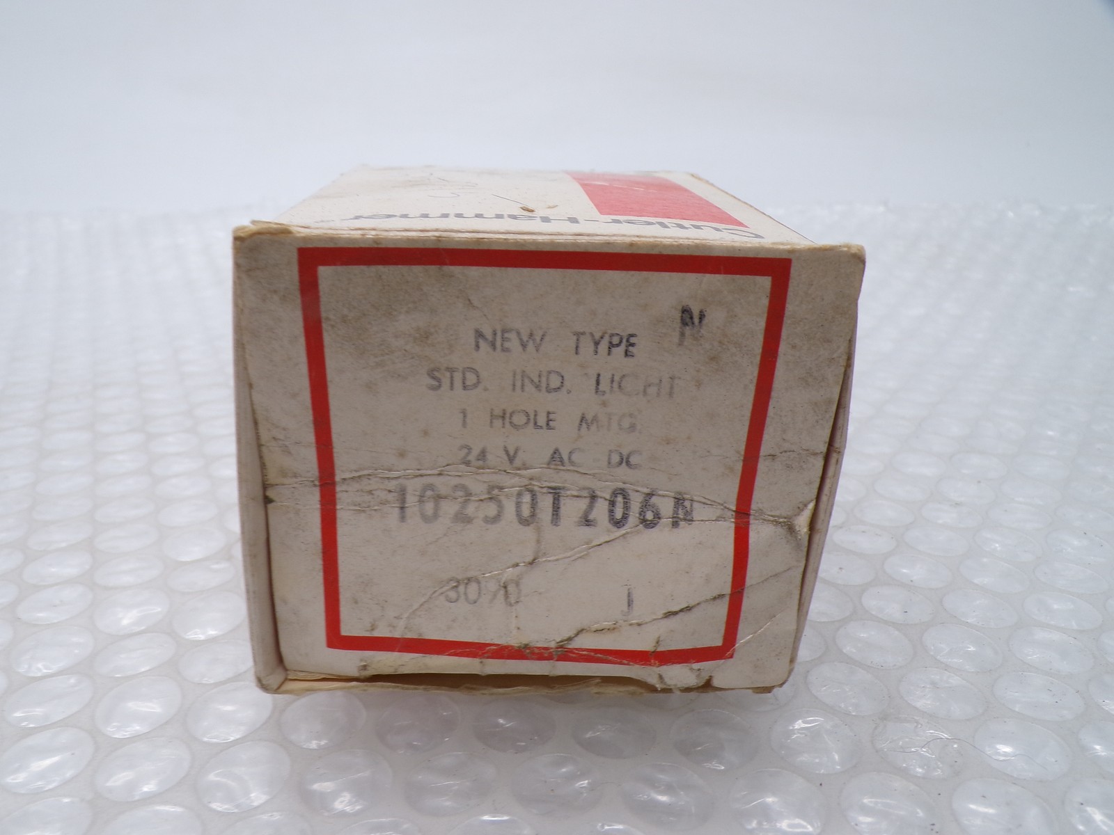 CUTLER HAMMER 10250T206N INDICATOR LIGHT W/O BULB NSMP