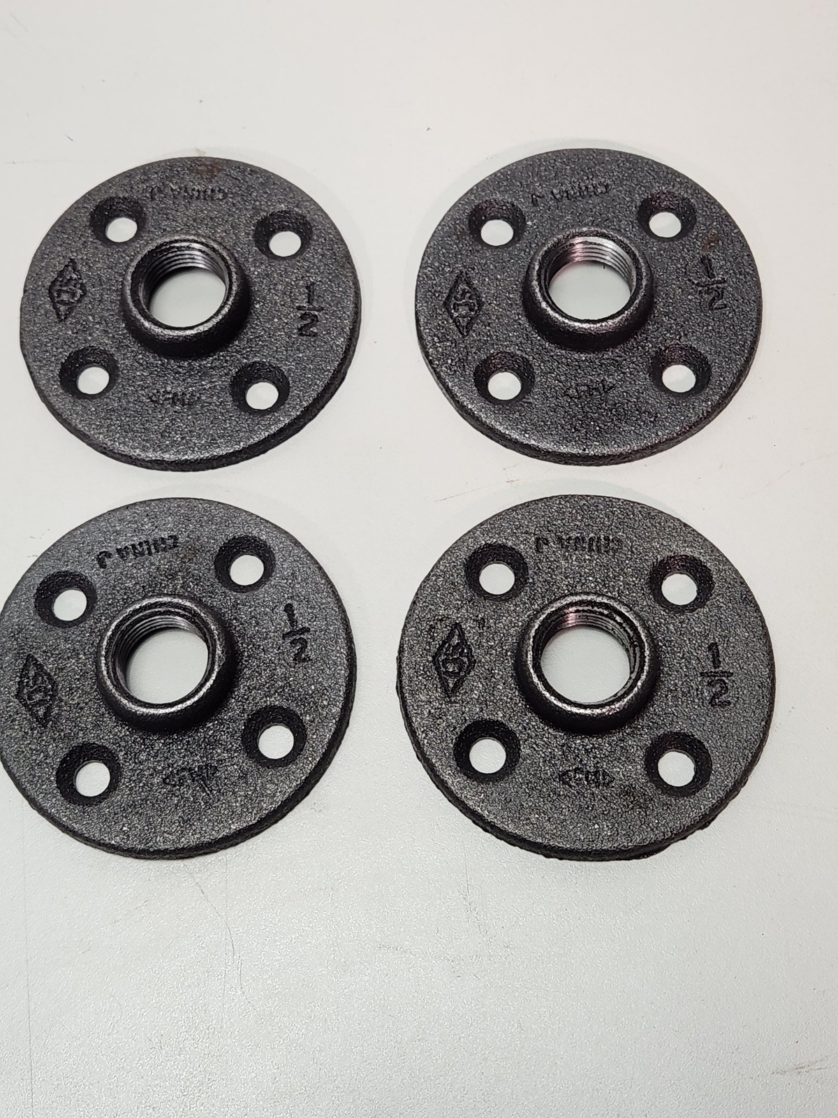 Black Malleable Iron Floor Flange 1/2″ NPT Threaded Pipe Fitting DIY Crafts