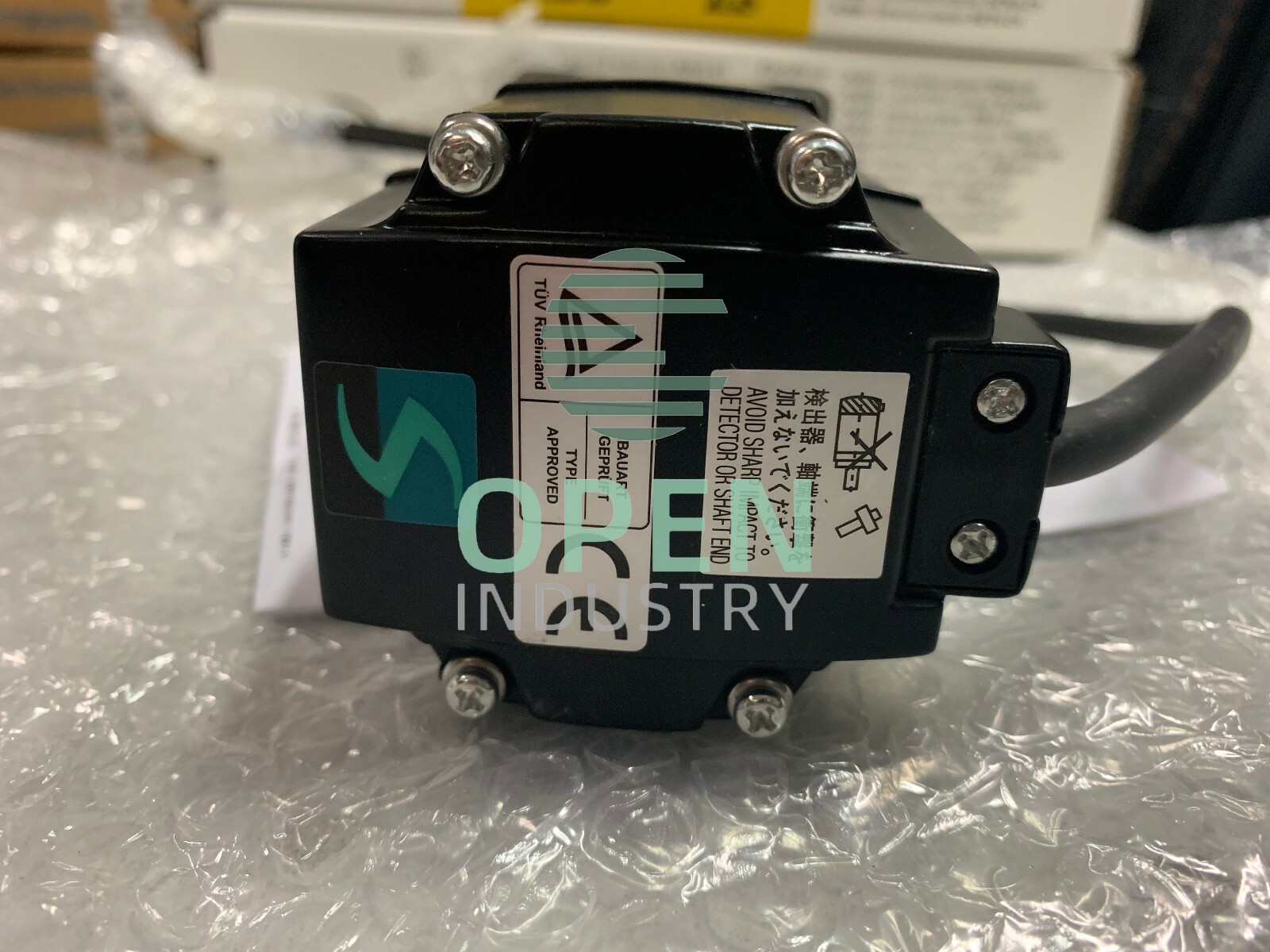 New in box 1PCS Mitsubishi HC-MFS43 AC SERVO MOTOR 400W