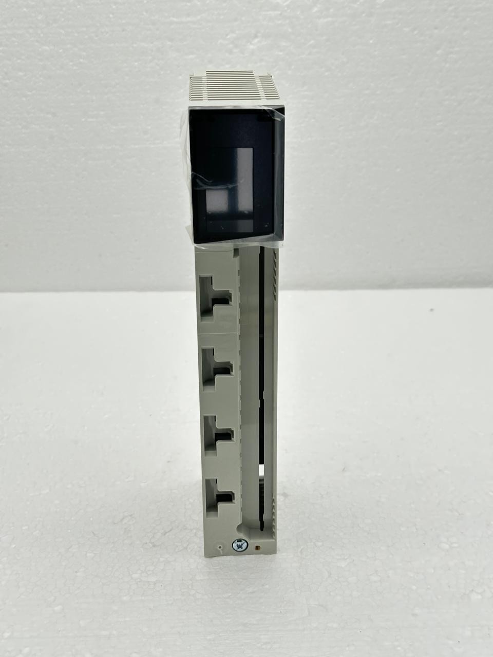 SCHNEIDER ELECTRIC MODICON 140XCP50000 EMPTY MODULE