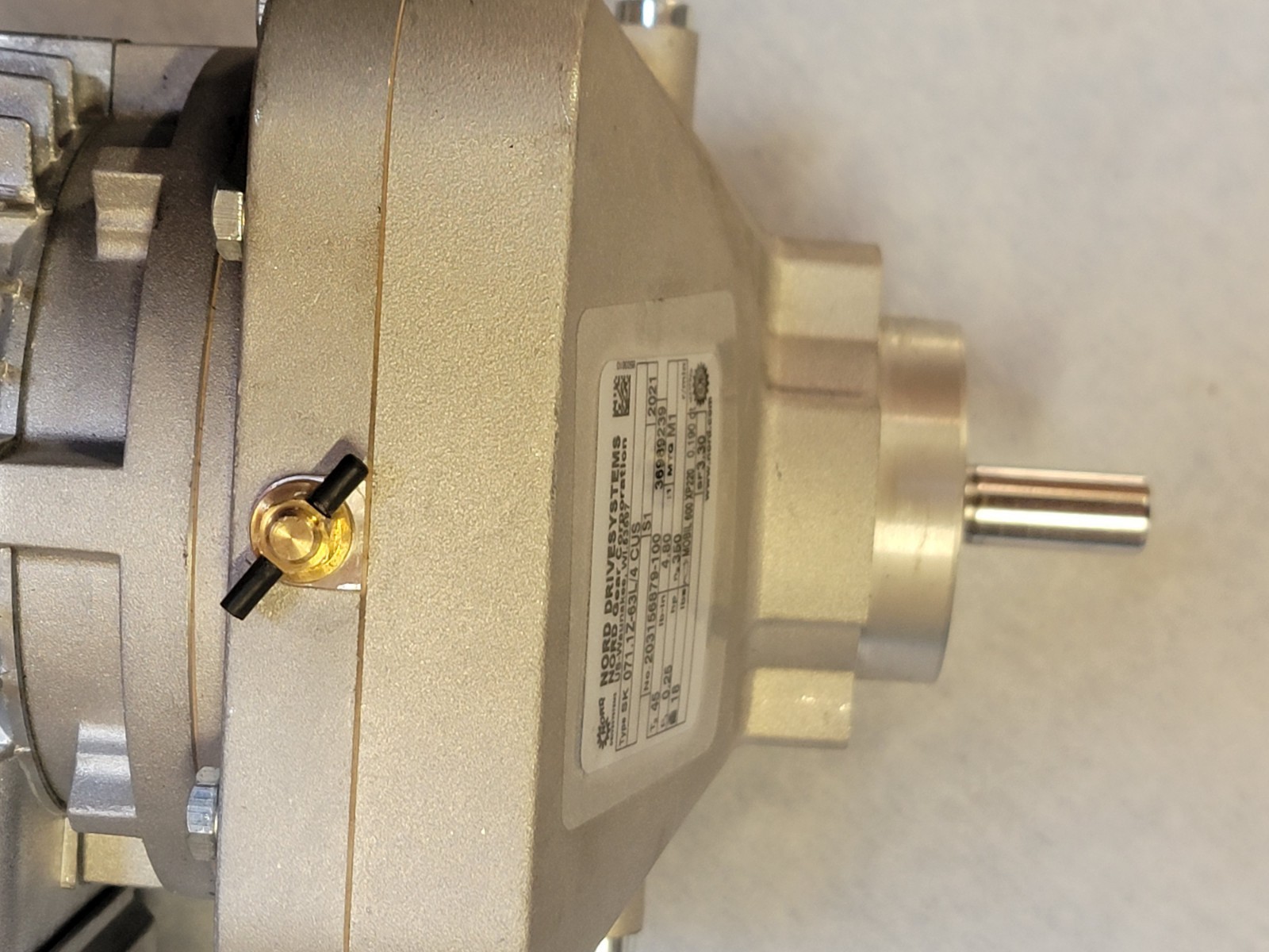 Nord SK63L/4 CUS SK071.1Z-63L/4 Gearmotor+ Reducer 0.25HP 1680 RPM 4.80:1 Ratio