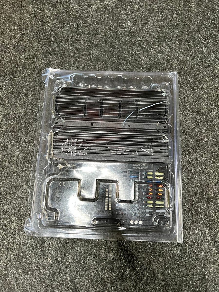 VICOR FlatPac Power Supply 100-120/200-240V 13.5/6.8A 47-63Hz 600W