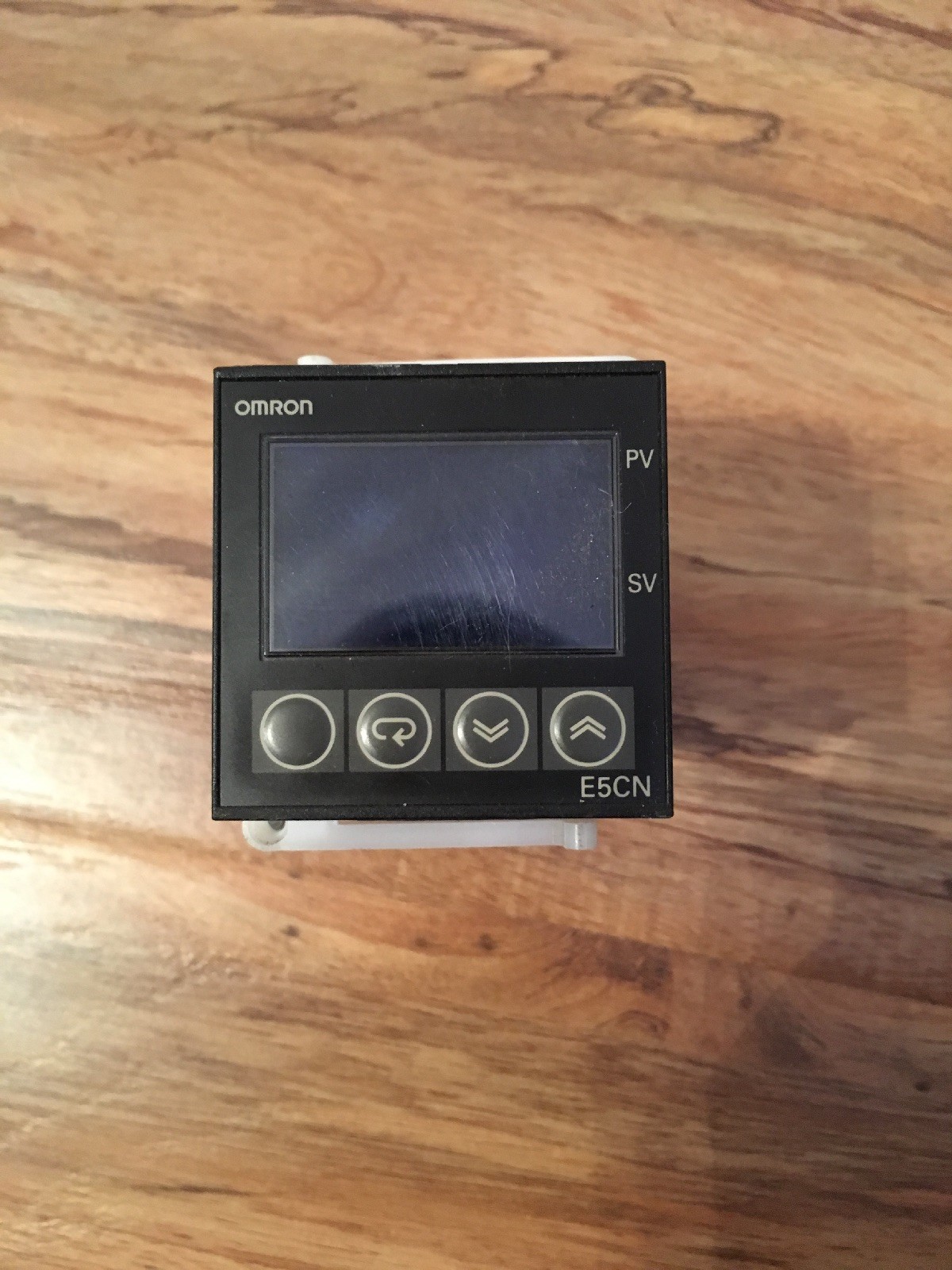 E5CN-R2MT-500 E5CNR2MT500 Omron temperature controller