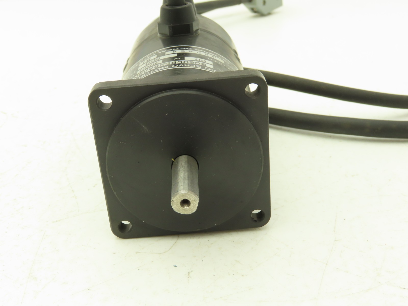 Olympus Optical BG60CB52BAABN AC Servo Motor W Encoder 3000 RPM 500PPR 8mm Shaft