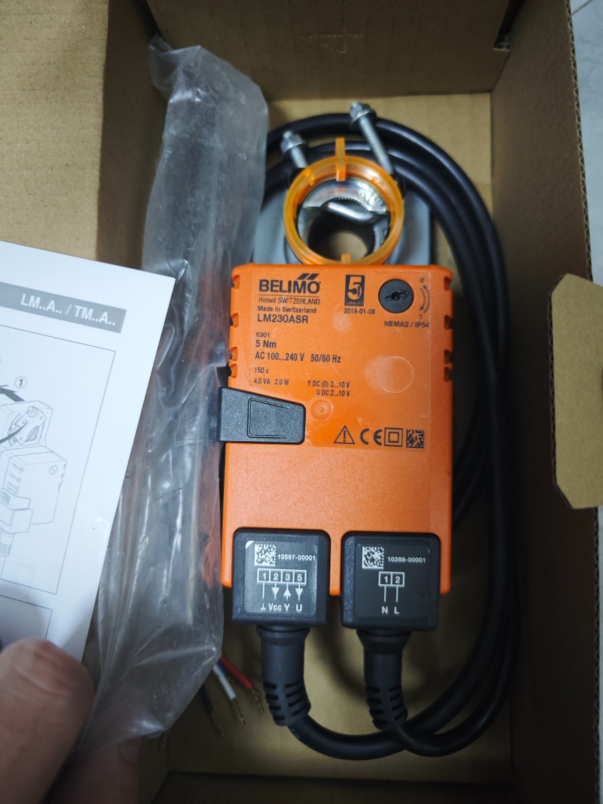 Belimo LM230ASR 5NM AC100-240V Damper actuator original 2-10V adjustabl