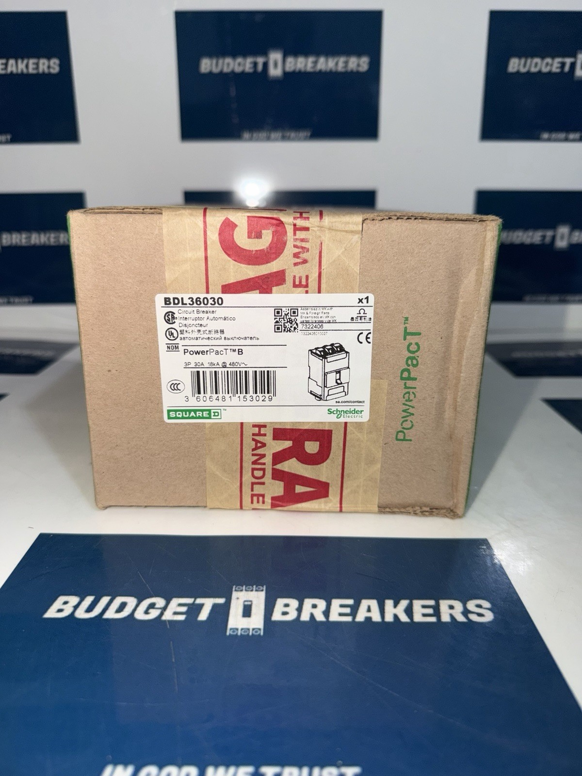 NIB – Square D – BDL36030 – 30A, 3-Pole Circuit Breaker For Power Distribution