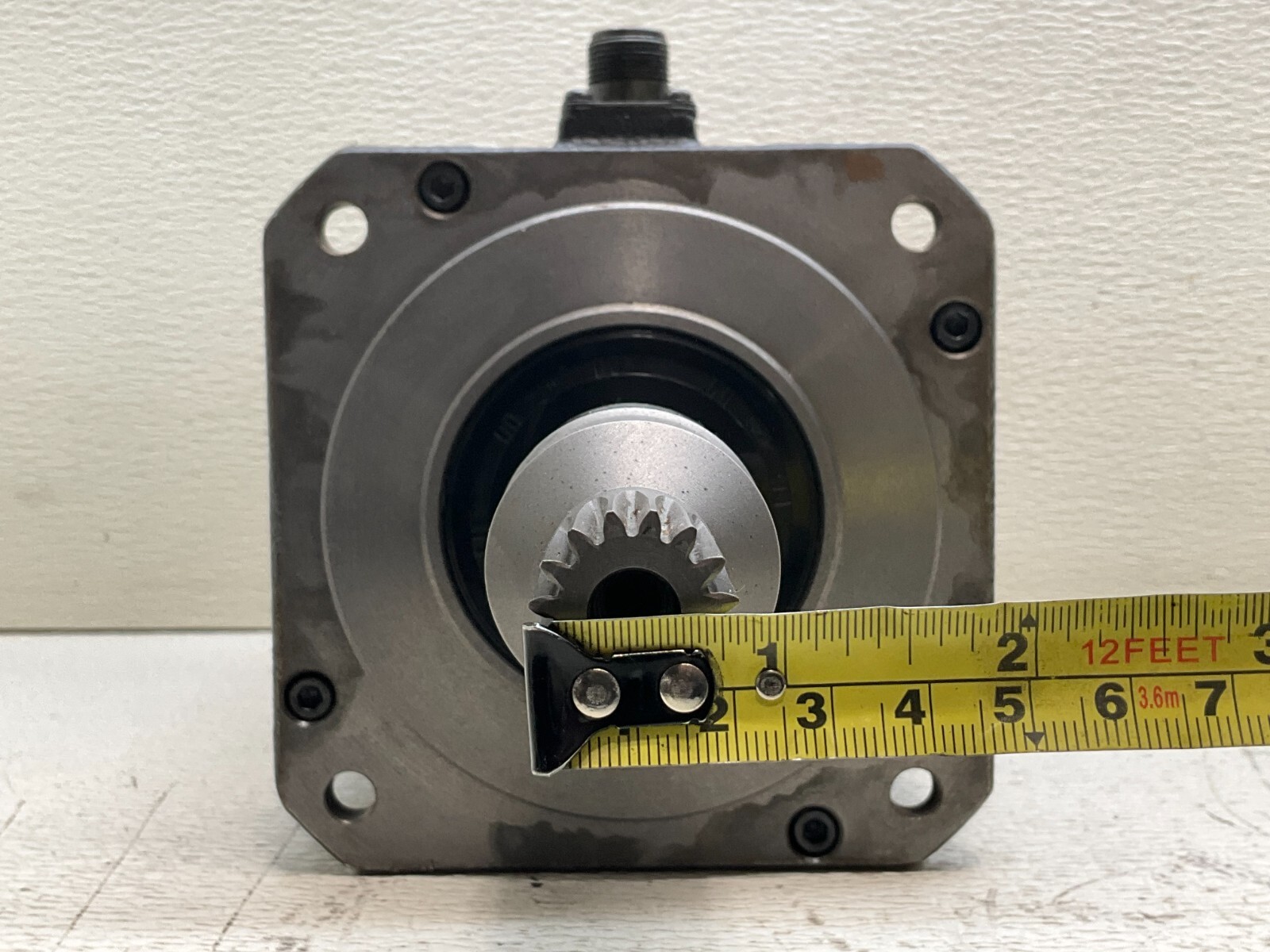 Fanuc A06B-0227-B705 aiF 8/3000 AC Servo Motor 182 V 1.6 kW A06B0227B705 A06B