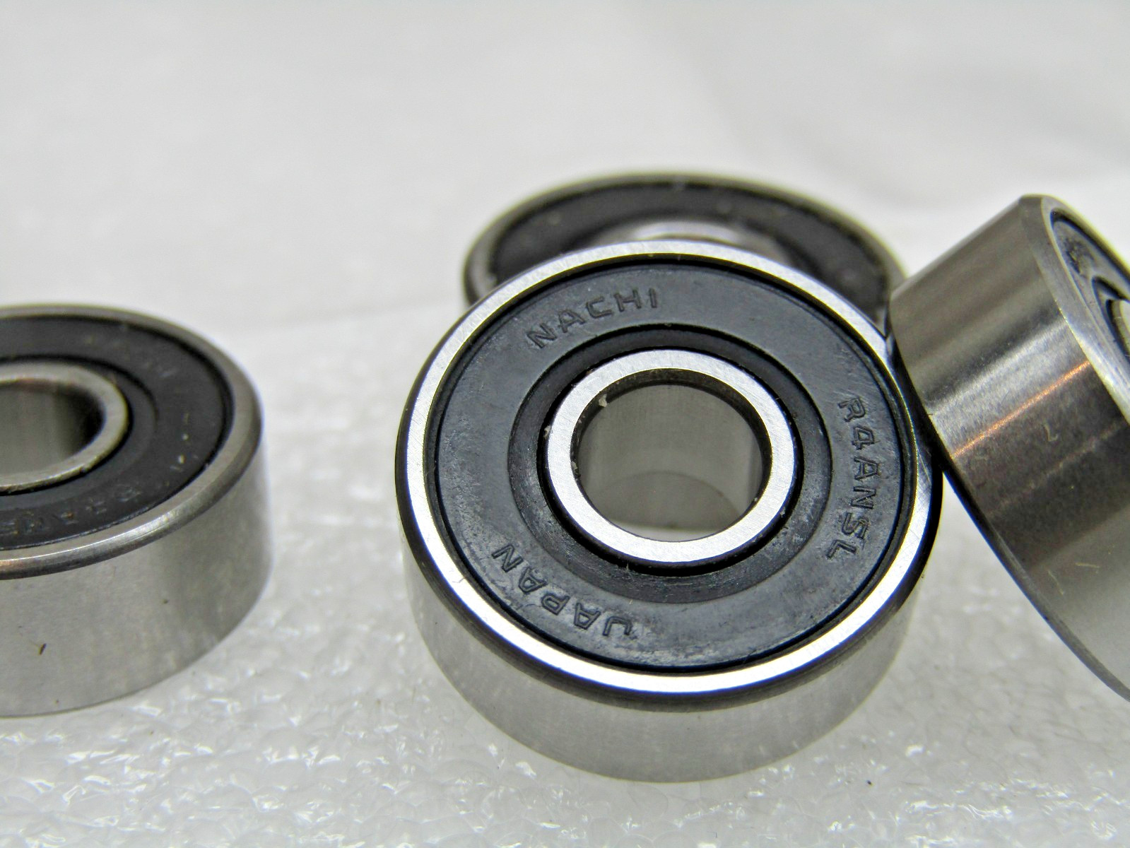 (Lot of 4) Nachi R4-ANSL R4-2RS 1/4″ X 3/4″ X 9/32″ Sealed Bearing