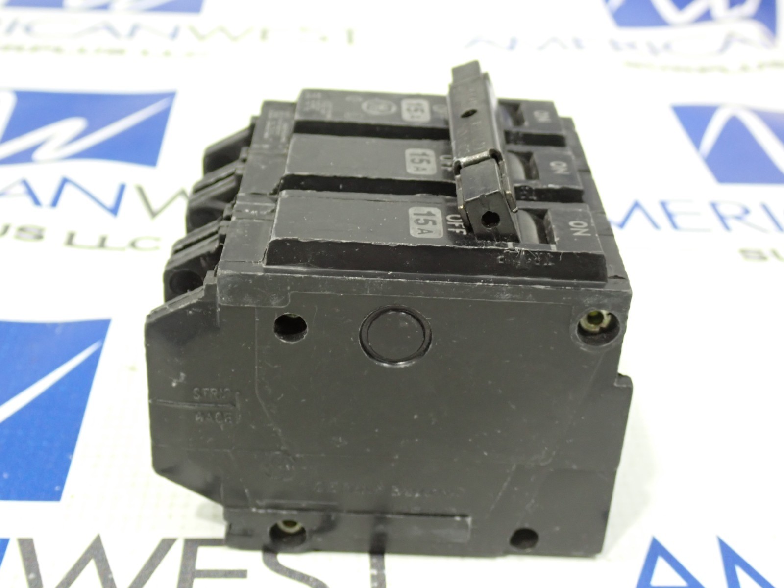 GE General Electric THQL32015 15 amp 3 pole plug in breaker 240 volt THQL chip