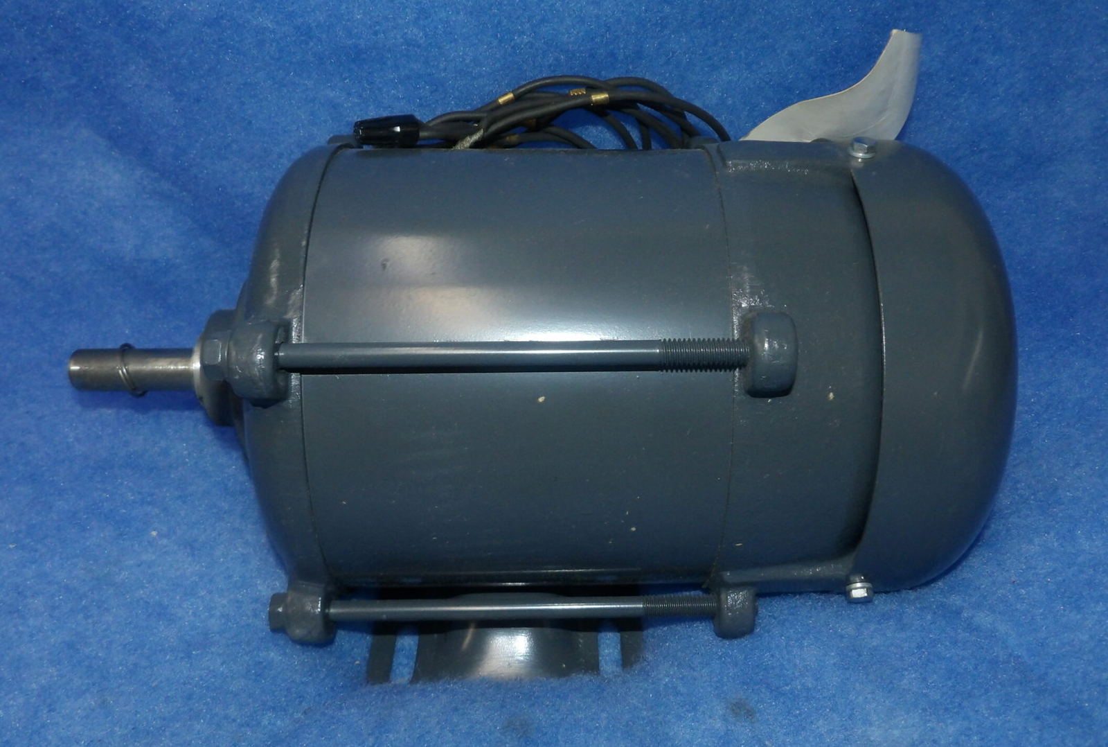 NIB DOERR EXPLOSION PROOF MOTOR 62039 KW 1/4HP 1725/1425RPM 208-220/440V 3PH FRA