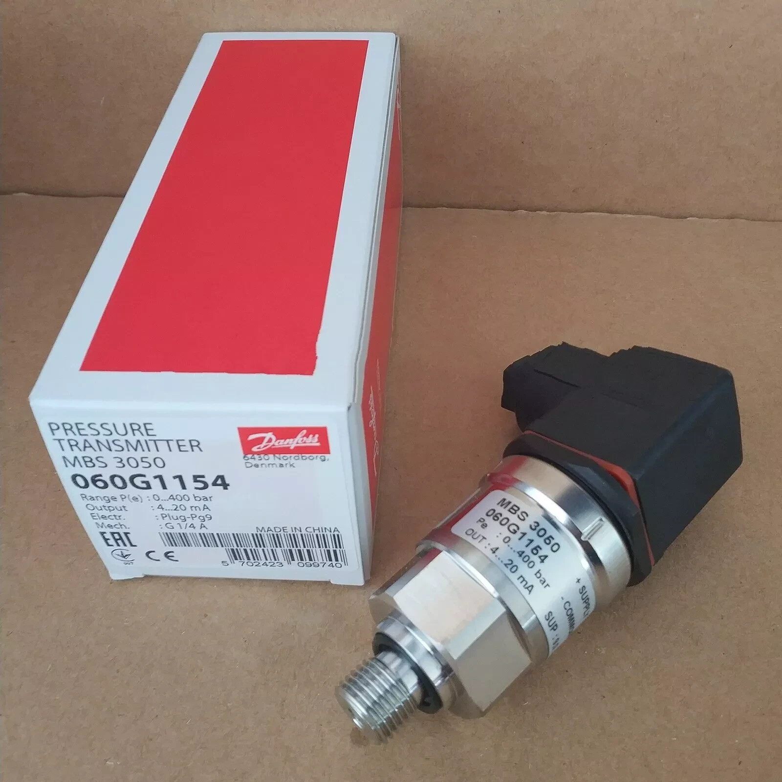 1PC- Danfoss 060G1154 Pressure transmitter, MBS 3050, 0.00 bar – 400.00 bar-NEW