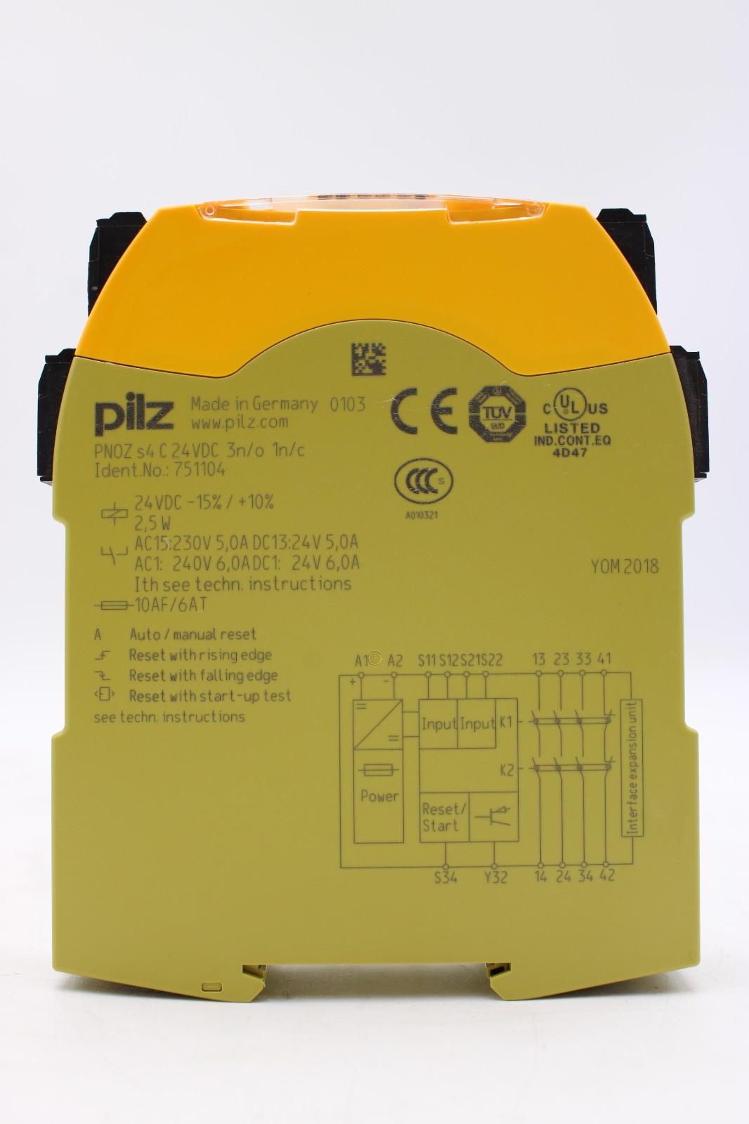 Pilz 751104 Compact High Performance Safety Relay