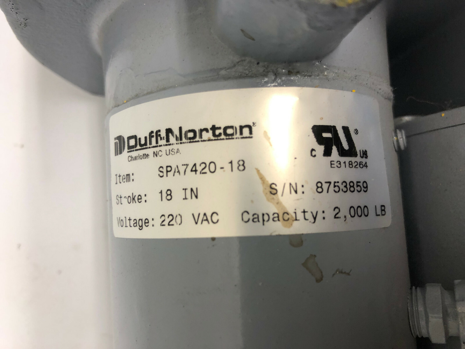 Duff Norton Linear Actuator SPA7420-18 2000 Lbs 220VAC 50 Hz SW 18″ Travel