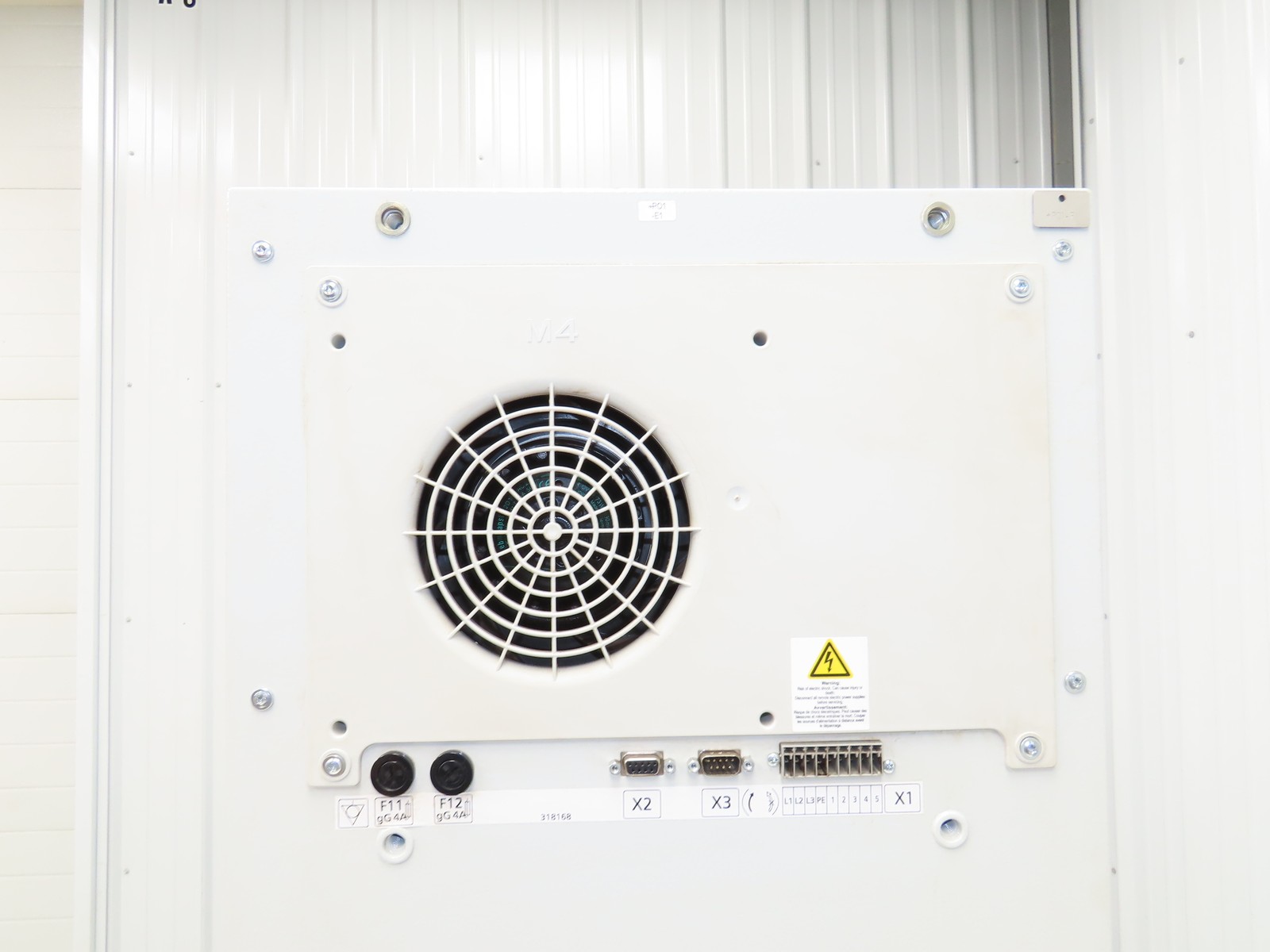 Rittal SK 3305540 Top Therm AC Enclosure Cooling Air Conditioner 1.6Kw 460V 3PH