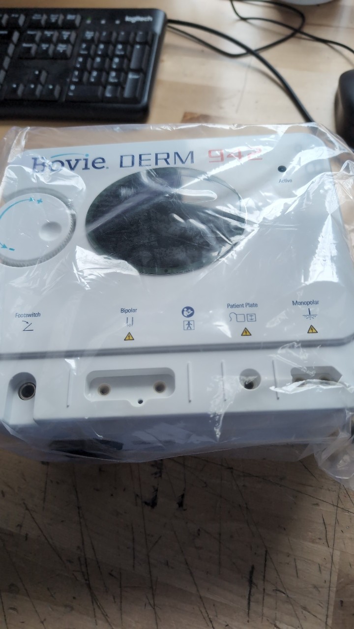 Bovie Hyfrecator A942 High Frequency Desiccator 40W Electrosurgical Generator