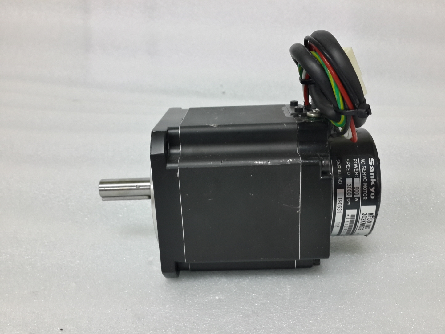 SANKYO AC SERVO MOTOR MF501NS 302KNN32 500W 3000rpm