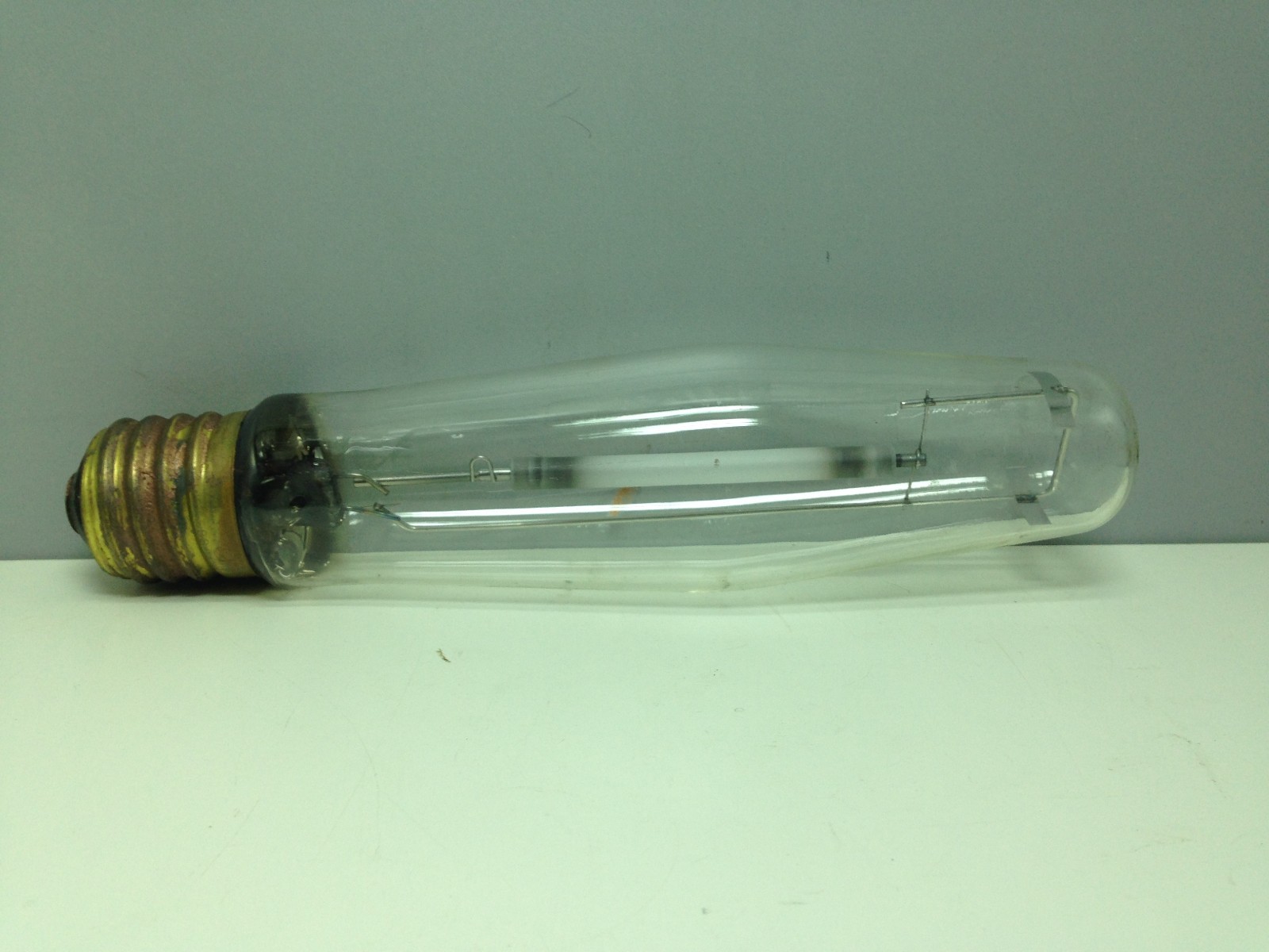 Philips C200S66/ALTO 200W High Pressure Sodium HPS Lamp Light Bulb Mogul Base