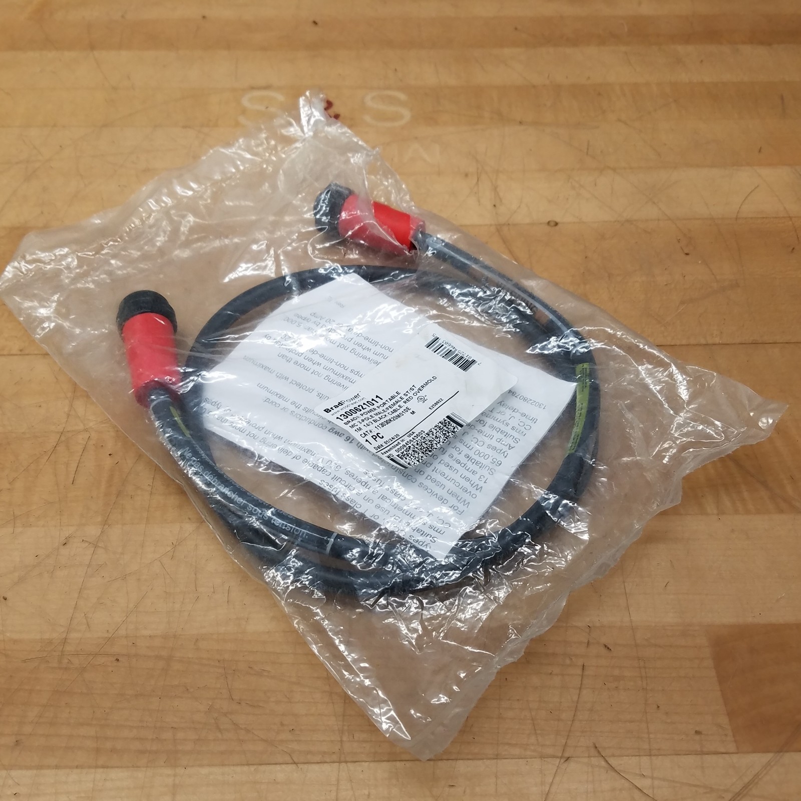 BradPower 113030K20M010E Double Ended Cordset, 3 Pole, 14 AWG, 1300621011 – NEW