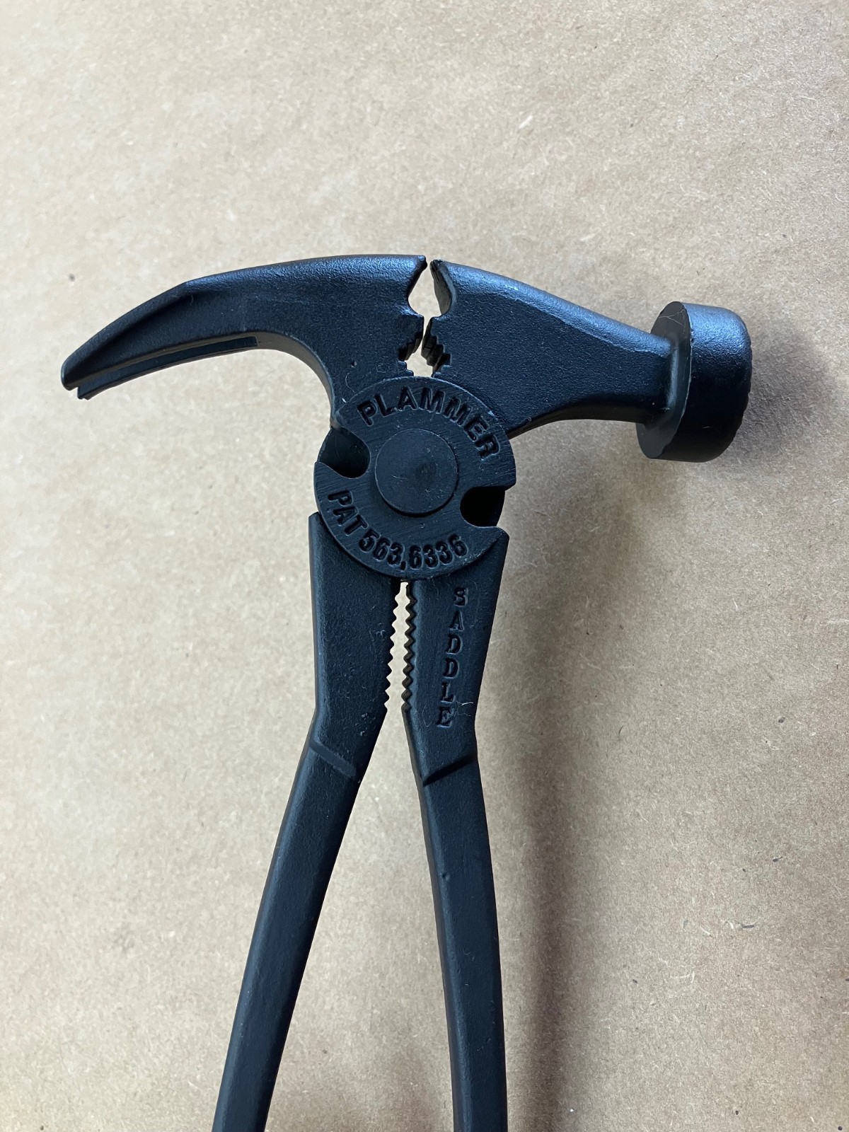 Plammer Fencing Tool – Saddle Size (9″)