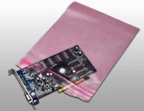 2000 – 2 1/2×3″ 4 Mil Pink Anti-Static Reclosable Poly Bag