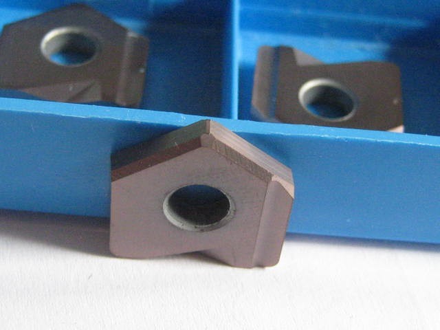 MILLSTAR FB-0625-R-04, Gr ZX-9, (pkg/10) 5/8 Carbide Milling Inserts