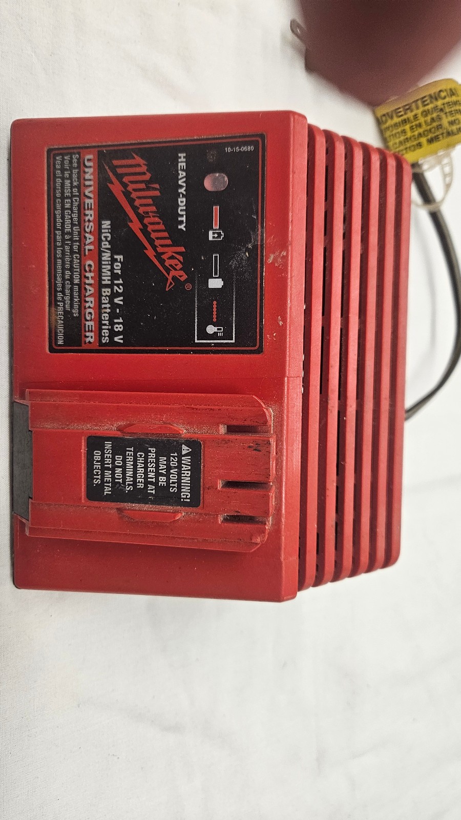 Milwaukee 48-59-0255 12V – 18V NiCd / NiMH Battery Charger