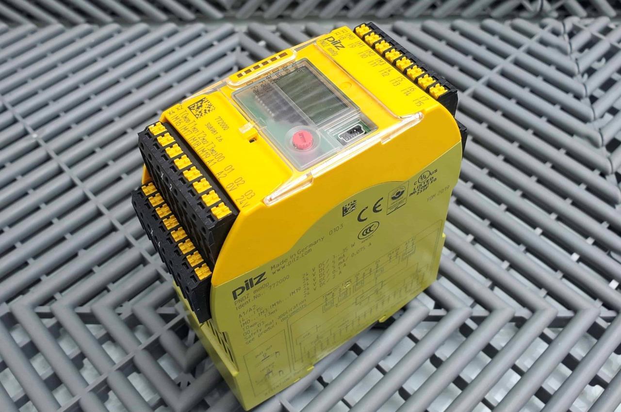 Pilz PNOZ mm0p 24VDC Safety Relay 772000 PNOZmulti Mini Base Monitor
