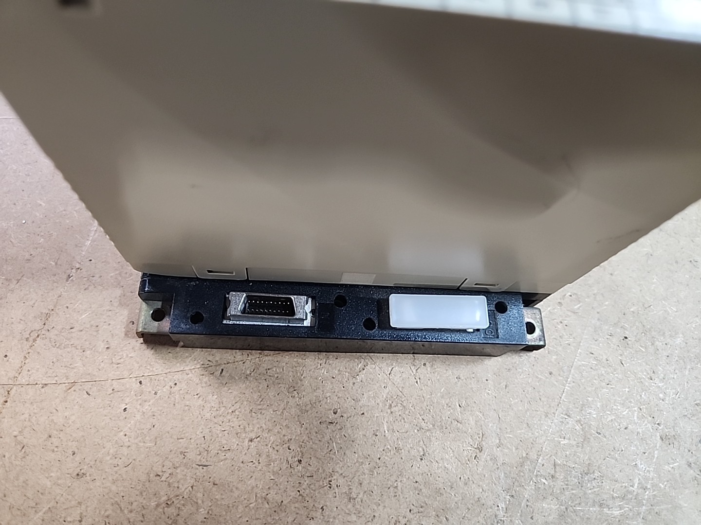 Omron C200HW-BI101-V1 PLC Module /w 10 Modules + psu PA204S OC225 OC224 IA122