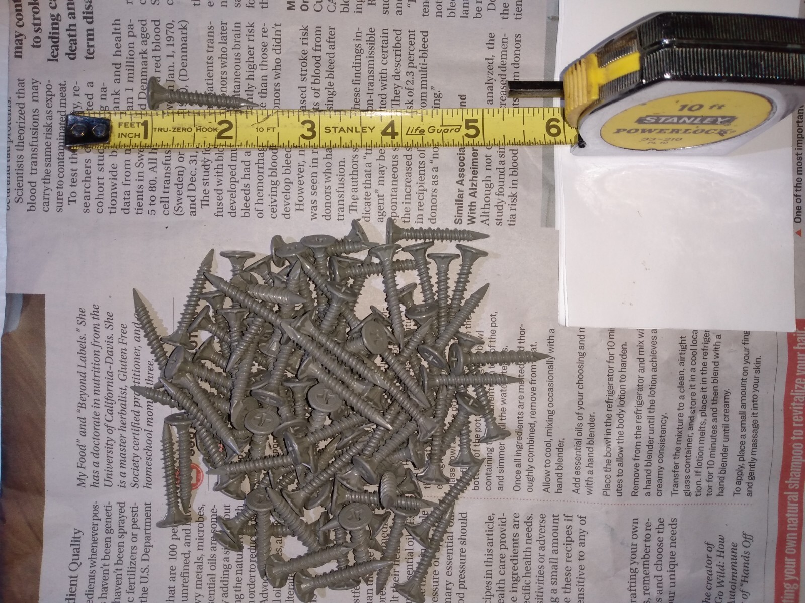 130 Phillips Wafer Head 8 x 1-1/4 Coated Cement Fiber Backer Board Screw Hi-Lo