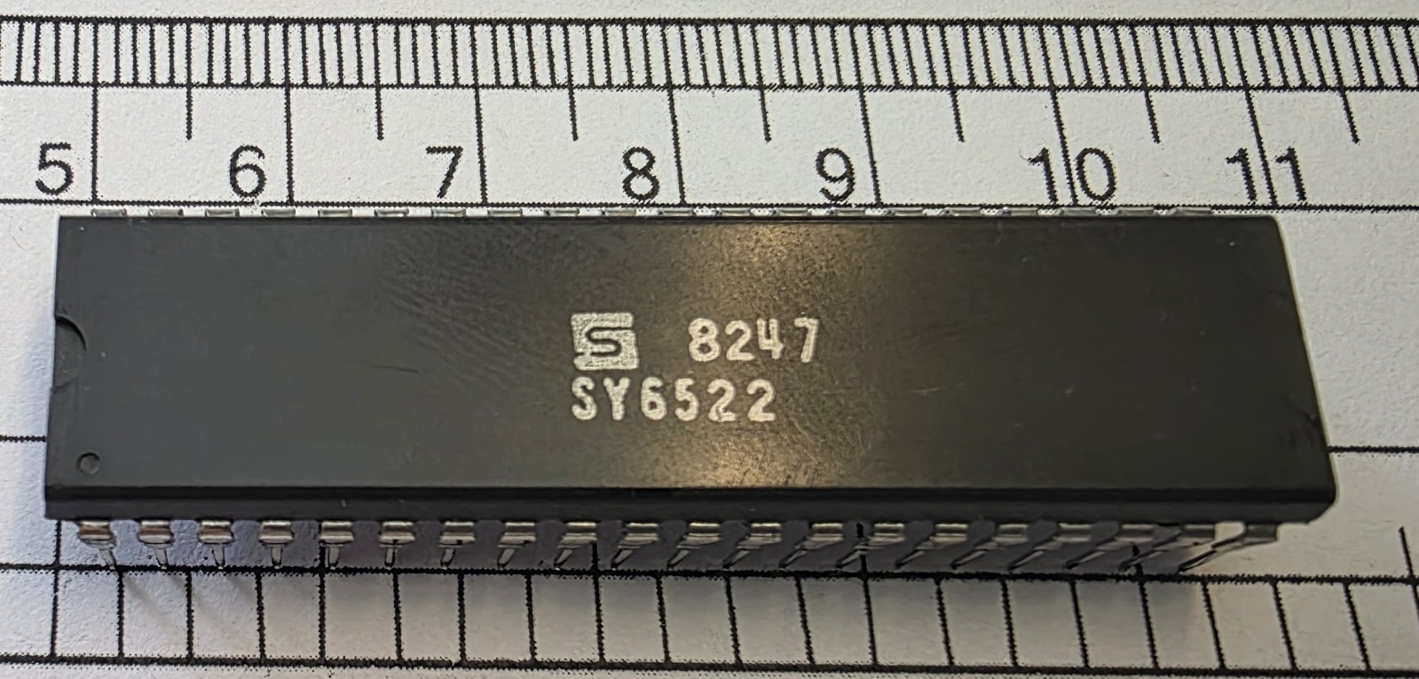 PCS SYNERTEK SY6522 DIP-40 Interrupt Controller #B-483-18