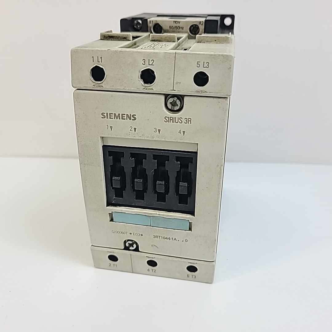 Siemens Sirius 3R Coil Contactor 3RT1044-1AG20 3ZX1012-0RT04-1AA1