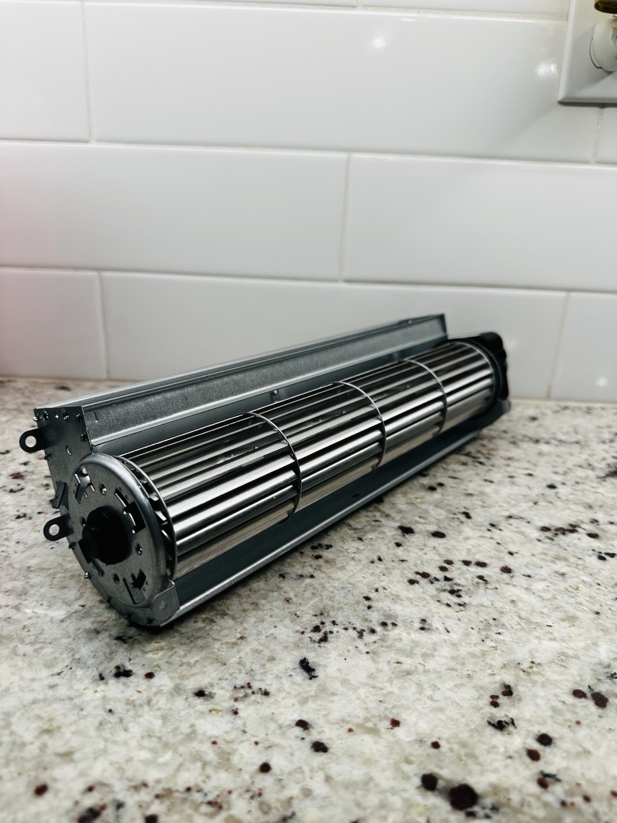 Huayi HY6025 HVAC Cross Flow Blower Fan Assembly Motor 160251201025 AC120V 49W