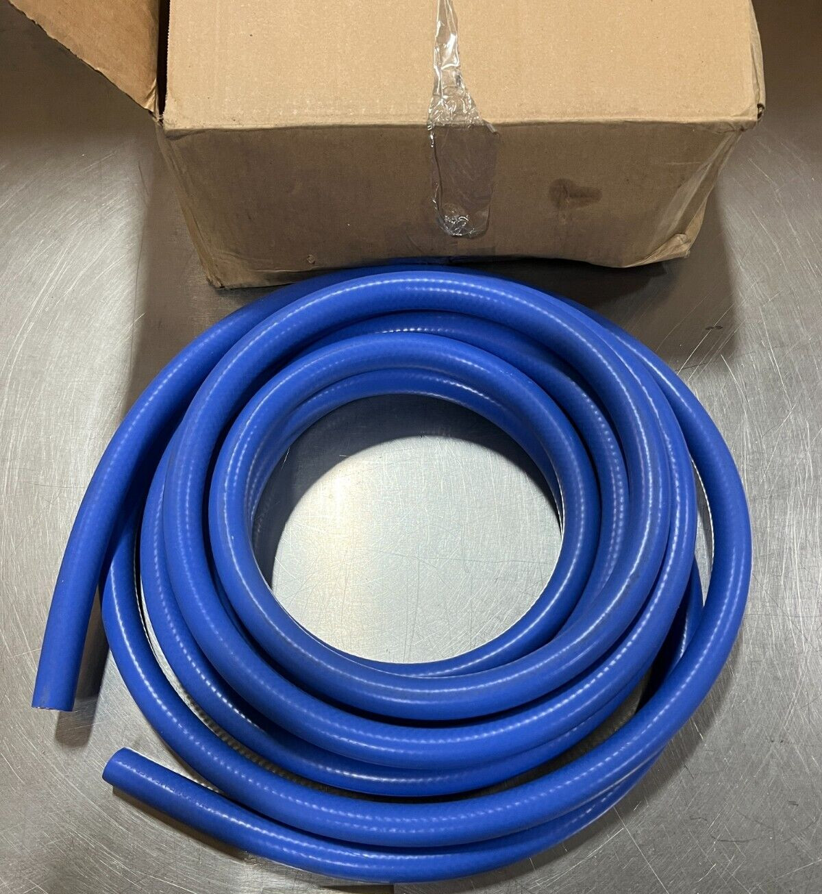 Heater Hose / Silicone P171367-016-700 .93″ Outer Diameter .57″ Inner Diameter