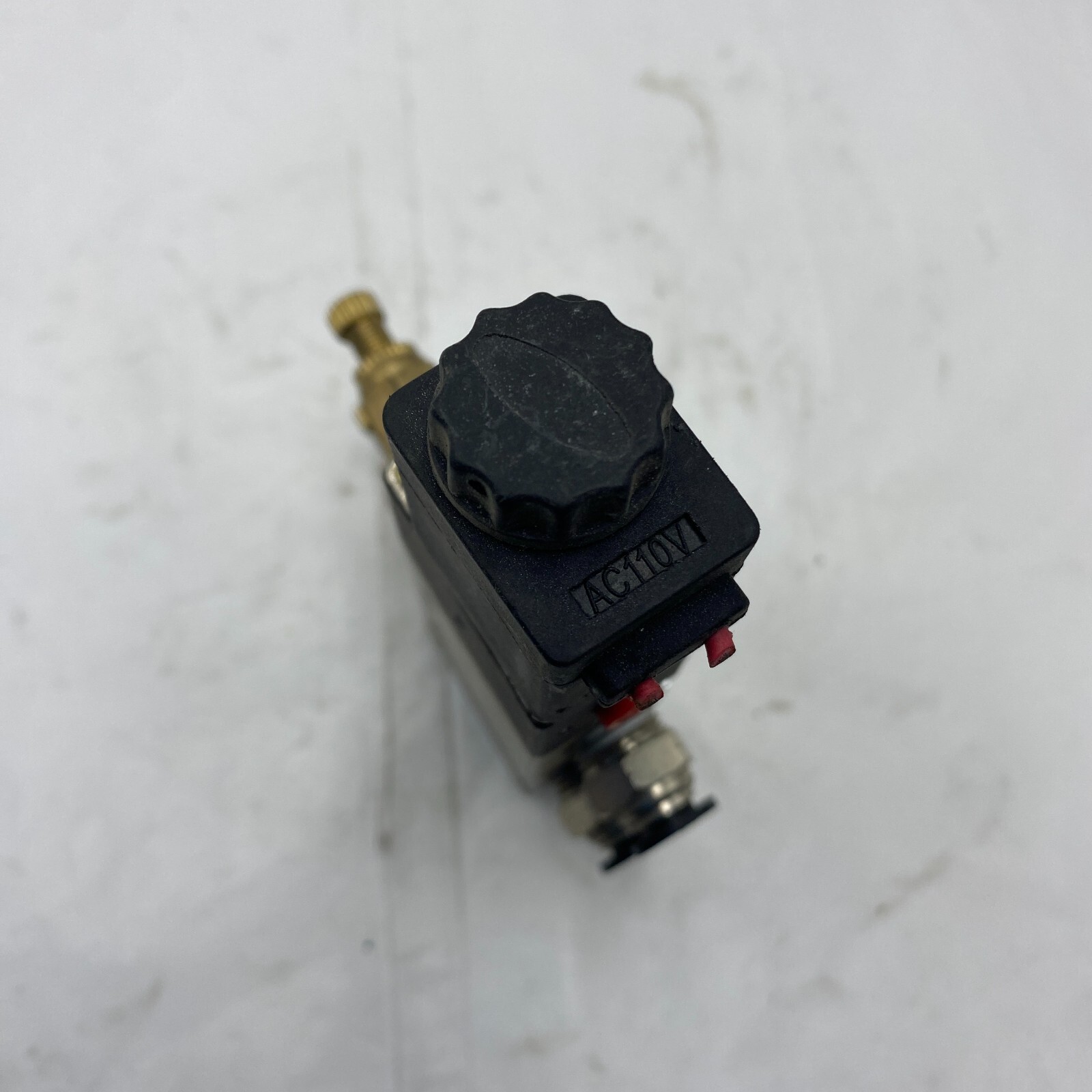 AirTac 4V210-08 Solenoid Pneumatic Air Valve 0.15-0.8MPa