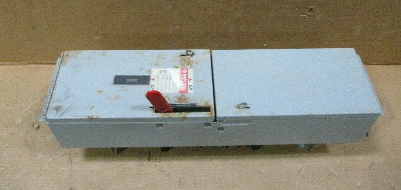 100 Amps 240 Volts ADS32100HD GE Spectra Series Fusible Switch Unit A3721LR