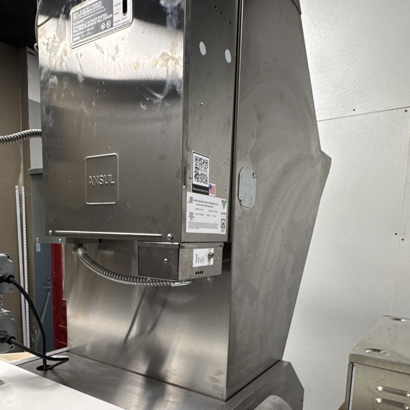 North American Kitchen Solutions VH-24 Stand Alone Ventless Commercial Hood