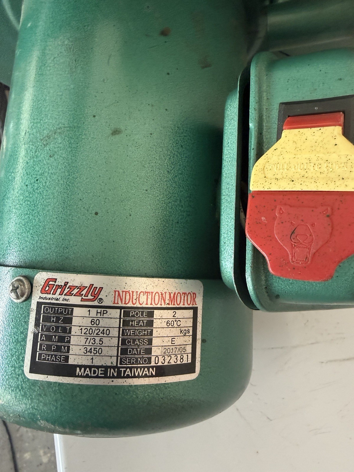 Grizzly 1HP Centrifugal Blower Induction Motor, 120/240V 1-Phase Green
