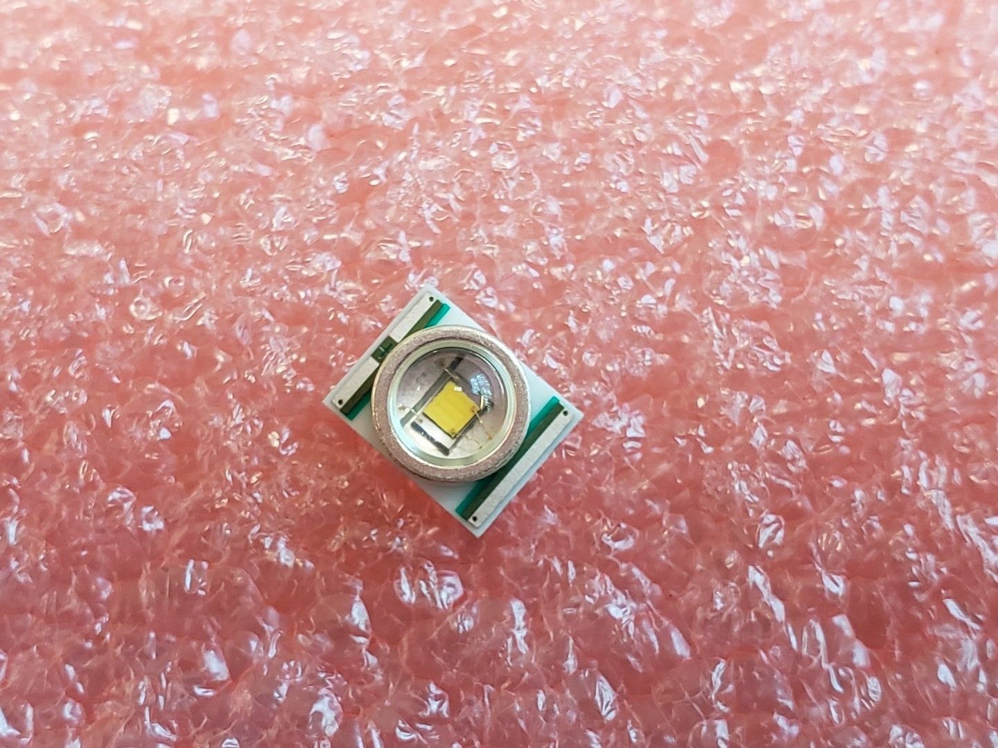 Cree XLamp XR-E LED 3500K Warm Neutral White XREWHT-L1-0000-009E6
