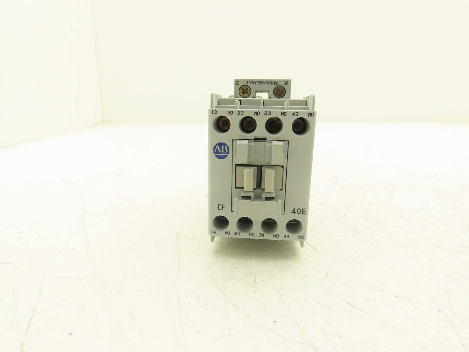 Allen Bradley 700-CF400KD Control Relay 110v 60Hz Coil 600vAC 25A 3Ph 4NO Ser A