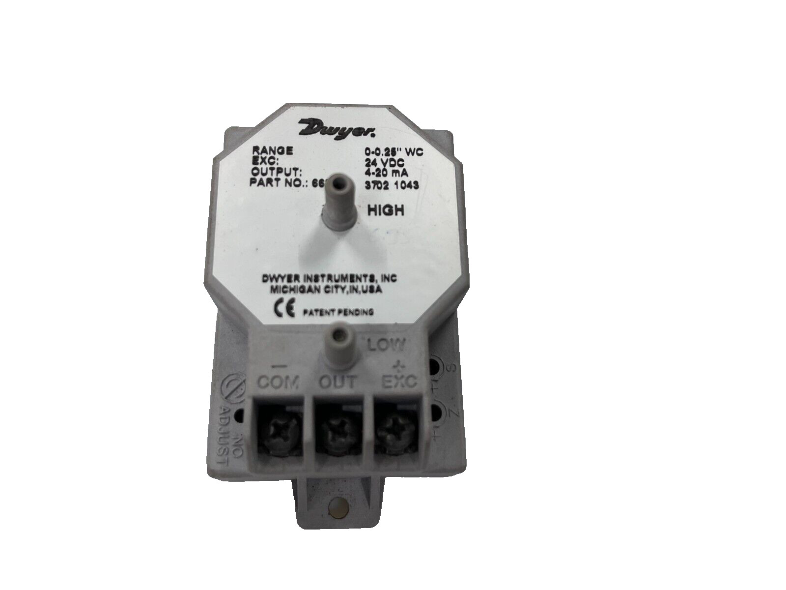 Dwyer Model 668-1 Differential Pressure Transmitter 0-0.25″w.c. 24V DC 4..20 mA
