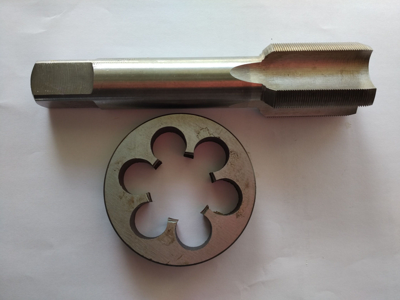1 set rechte Außengewindeschneider und gewindebohrer M26 X 1 1,25 1,5 2 3mm