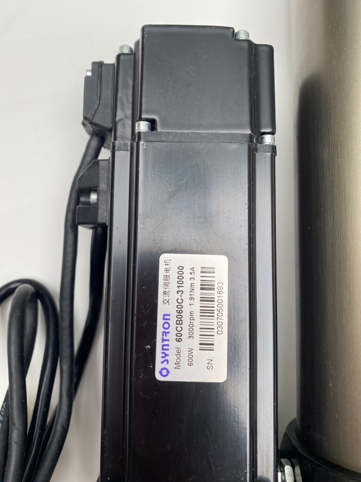 Syntron AC Servo Motor and Actuator 60CB060C-310000 600W 3000rpm 1.91 Nm 3.5A